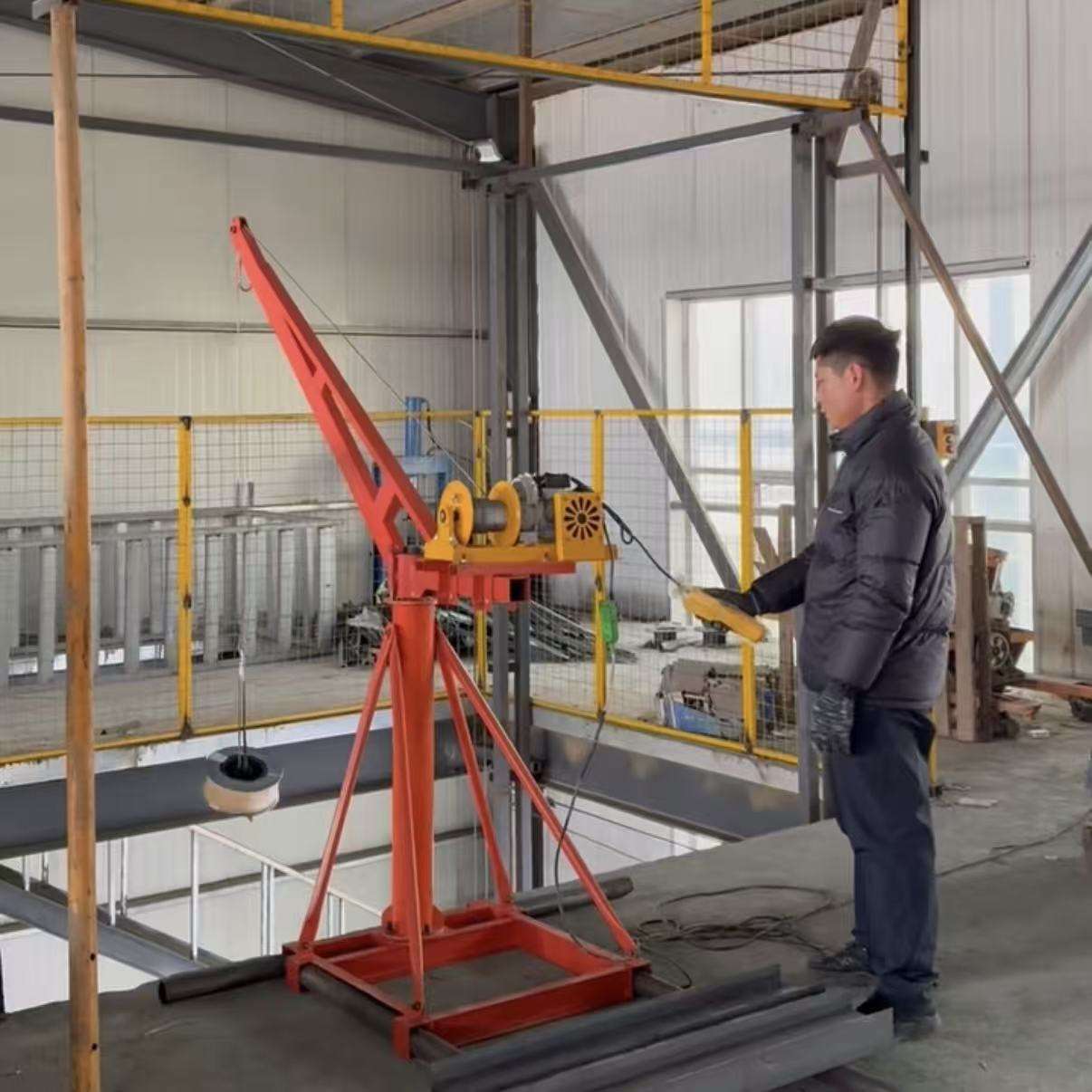 Lifting Equipment 300kg 500kg 800kg 1000kg Hand Operation Mobile Mini Crane Lifter Portable Small Lift Floor Crane 500kg